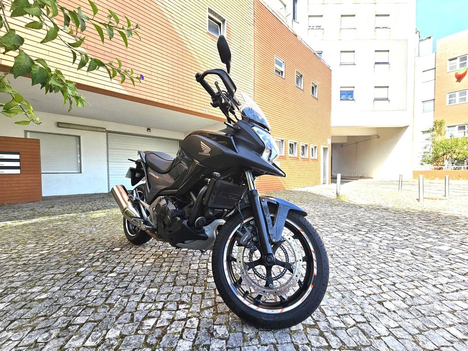 Honda NC 750 X com apenas 29.800 kms, muito estimada