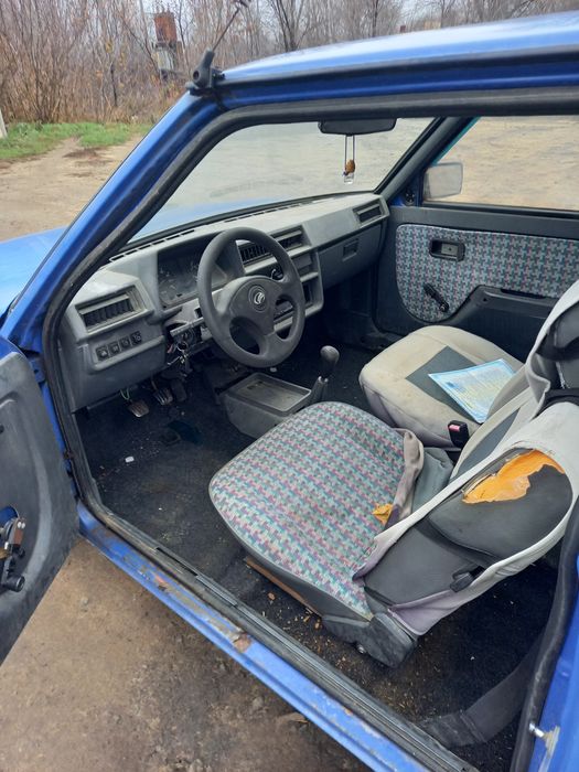 Продам Таврію...