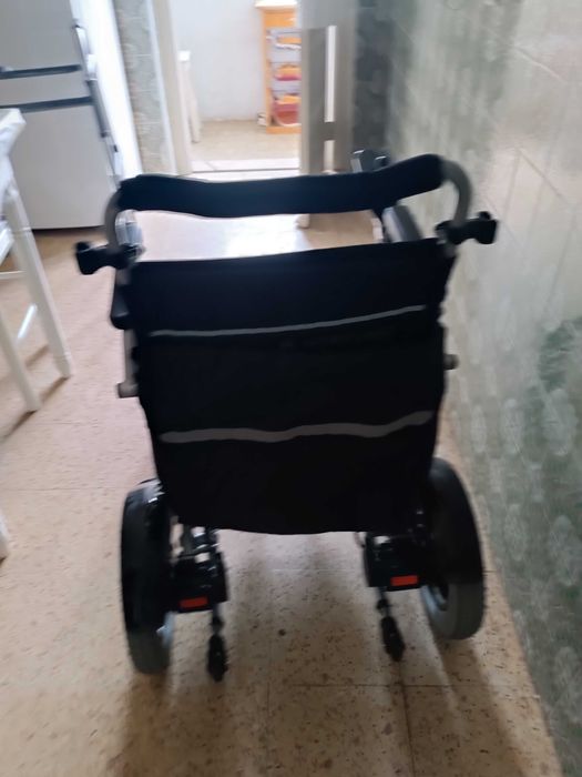 Cadeira de rodas elétrica dobrável de alumínio Troya Mobiclinic