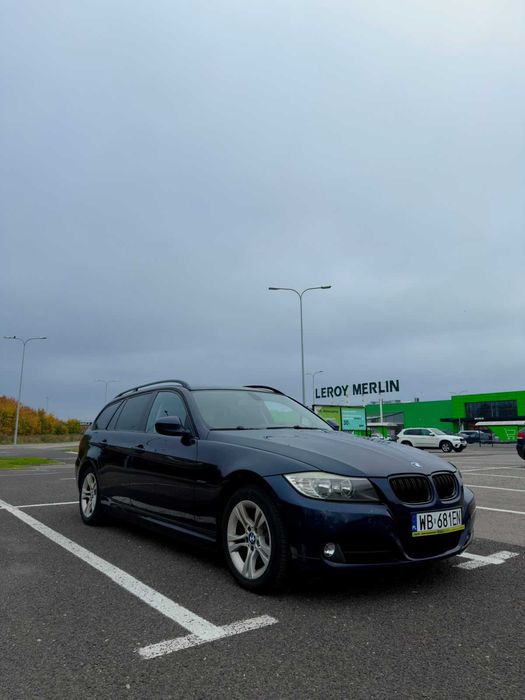 BMW Seria 3 E91 318i