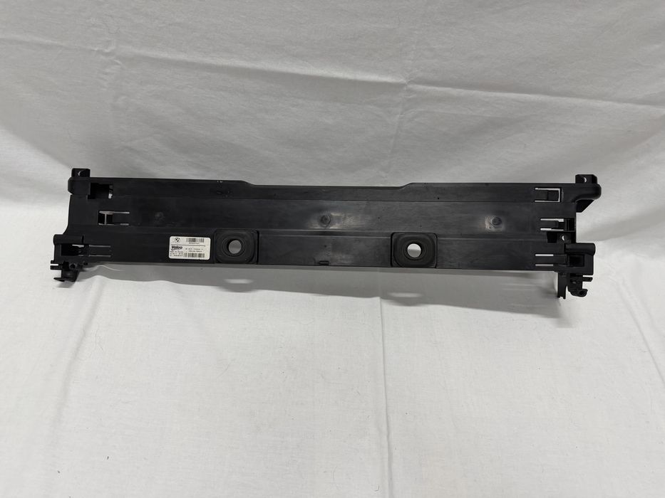 Ramka Obudowa Dolna Chłodnicy BMW 5 F10 F11