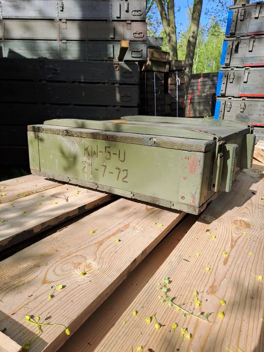 Skrzynia wojskowa drewniana