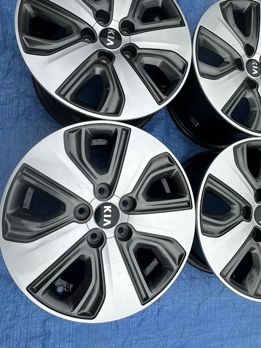 Felgi aluminiowe 16 5x114,3 Kia Hyundai Mazda