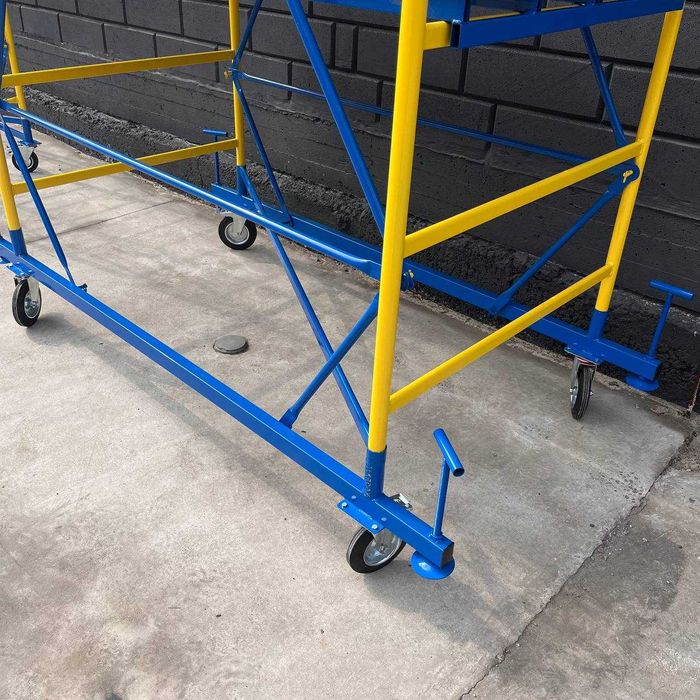 Вишки тури до 21 м, підмостки до 4.2м, риштування. Власне виробництво