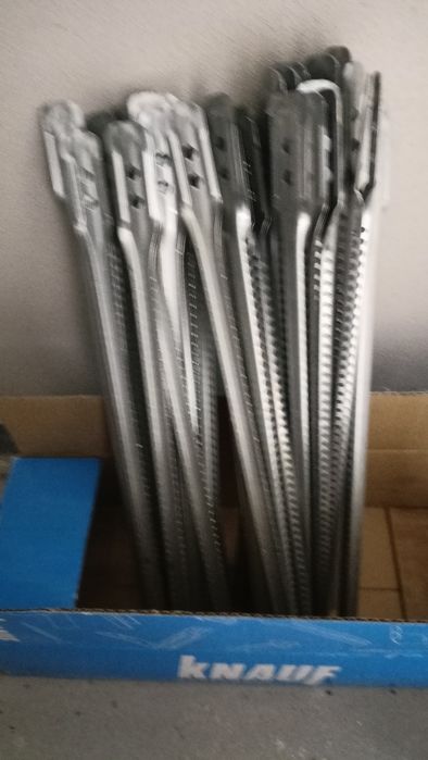 Wieszaki noniuszowe Knauf 40 sztuk