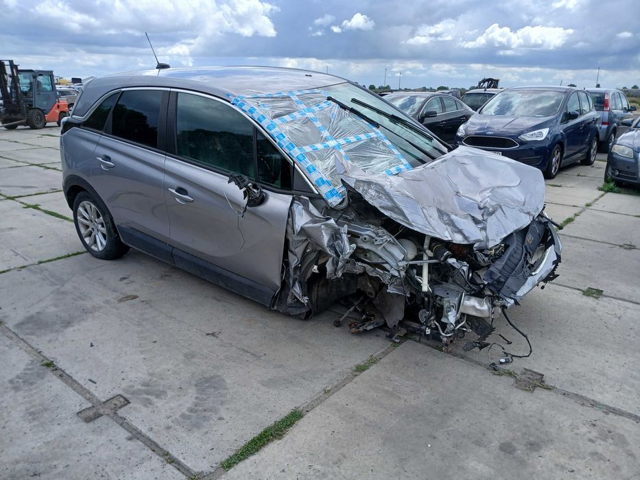 Opel Crossland 1,2 benzyna, 32 tyś/km