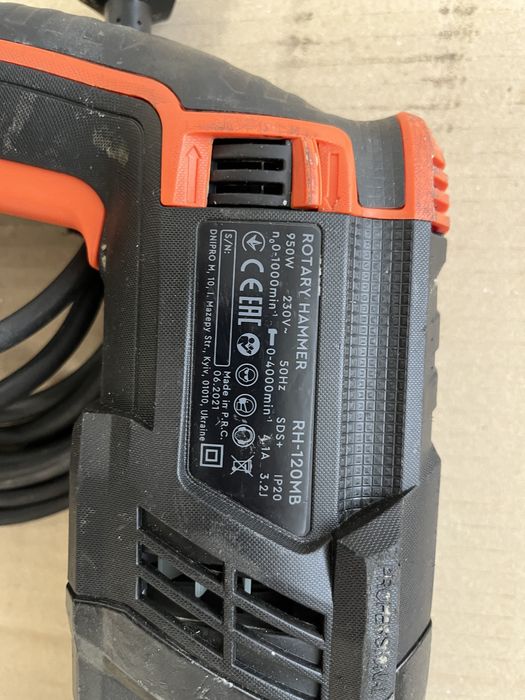 Перфоратор Dnipro-M RH-120MB