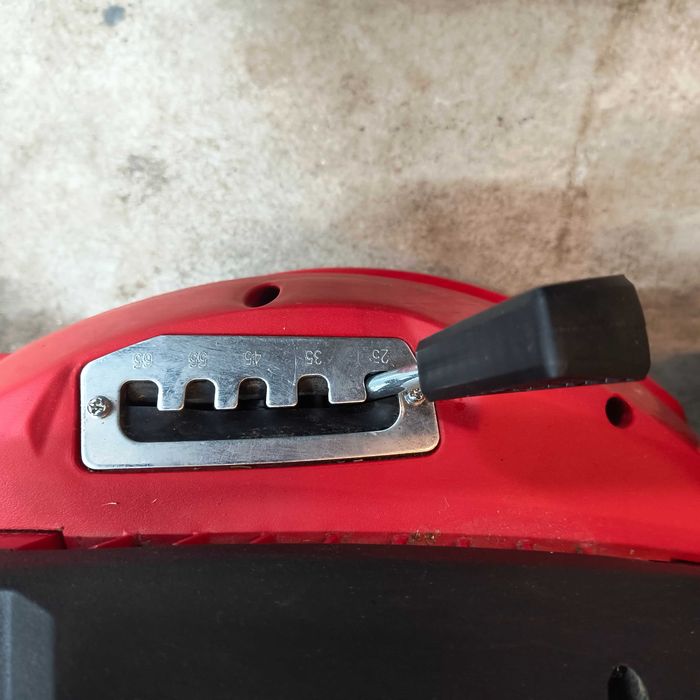 Kosiarka Einhell GC - EM 1500W.