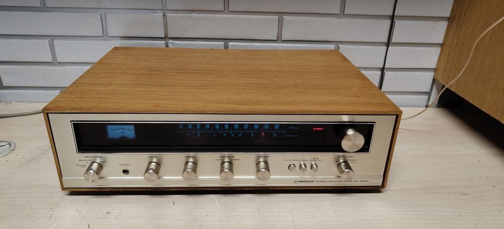 Amplituner PIONEER SX-300D. Vintage