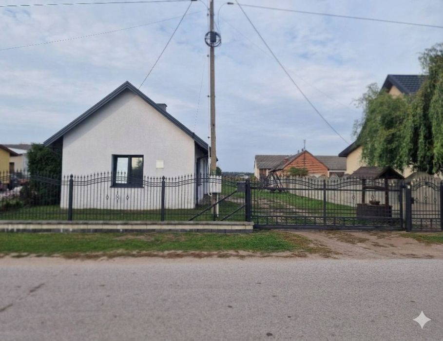 Dom  na  sprzedaż