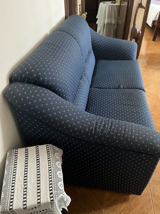 Conjunto de Sofás, 2 individuais e 1 duplo, nao inclui almofadas