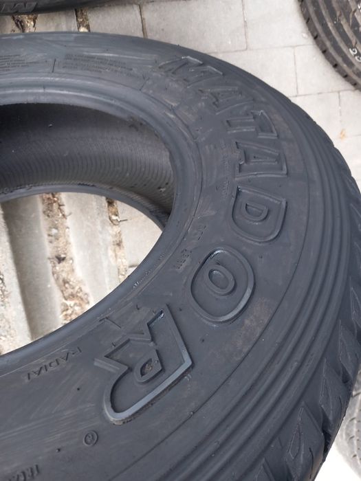 2x Opony Używane Całoroczne 235/75R15 Matador