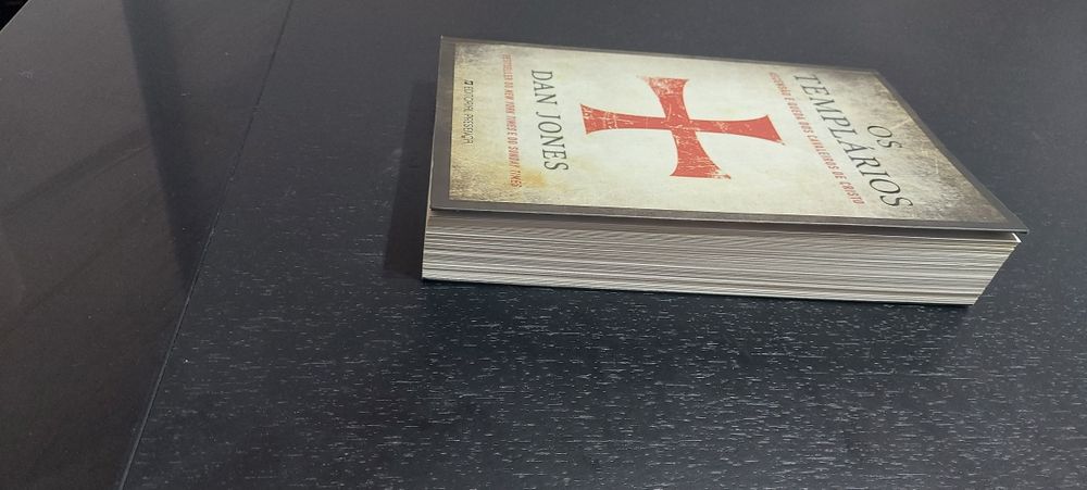 Livro Os Templários - Dan Jones (Edição Esgotada)