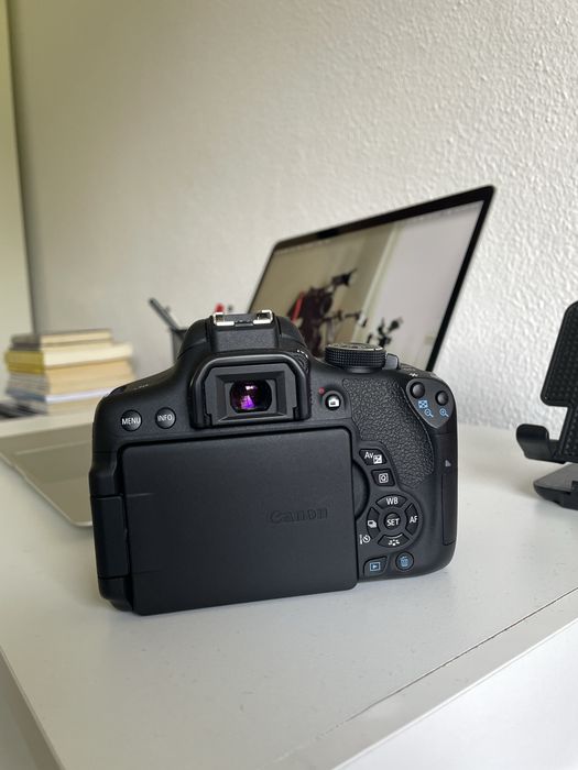 Camara profissional canon 750d