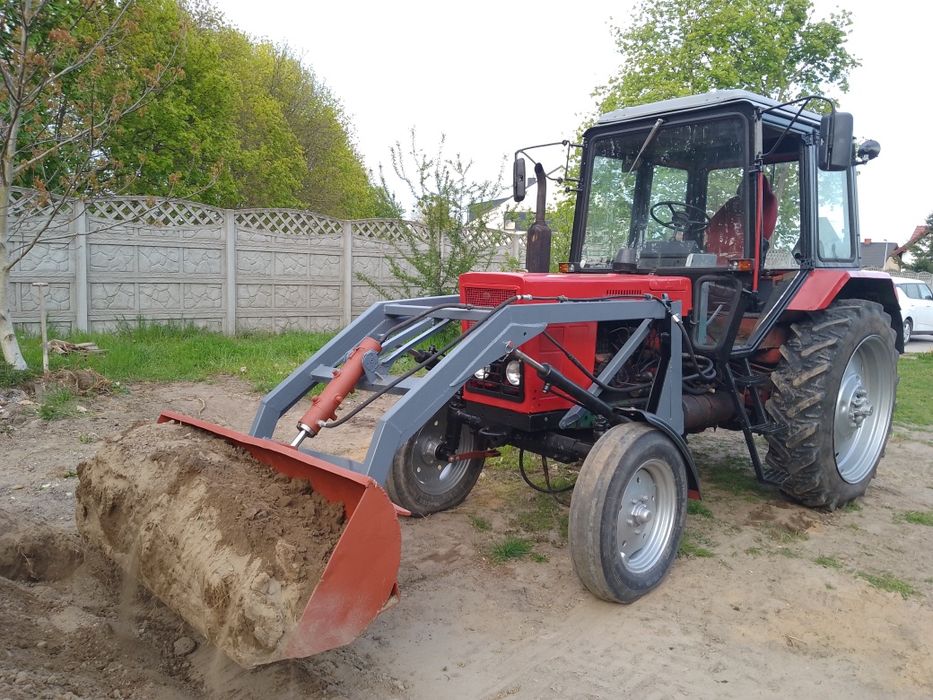 Ciągnik MTZ 550  - 1985 rok z ładowaczem czołowym