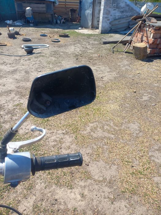 Продам Дельту, заводиться їде.Нема краника на баку і правого дзеркала, не працюють повороти і світло фари