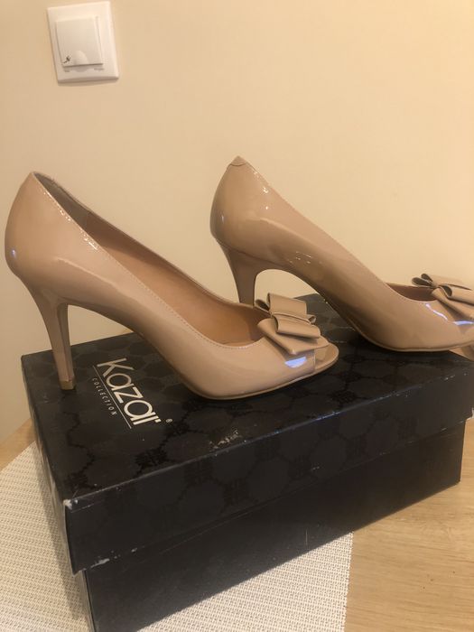 Obuwie damskie Kazar nude