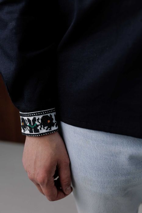 Борщівська чоловіча вишиванка з білою вишивкою
