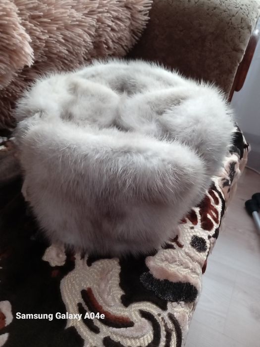 Продам норковую шапку
