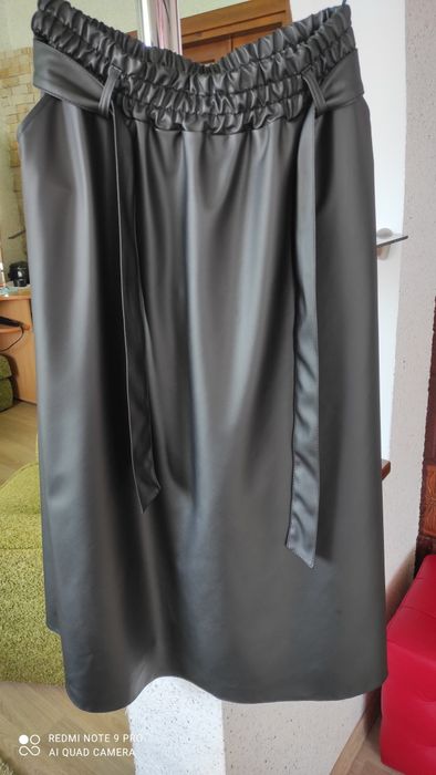 Спідниця з еко шкіри