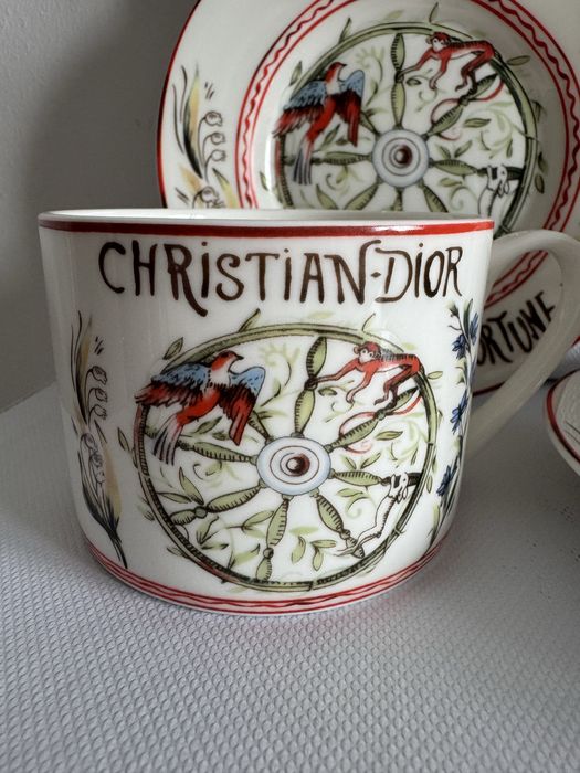Zestaw filiżanek Christian  Dior z kolekcji Tarot La Roue de la Fortune