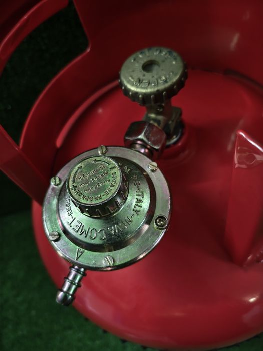 Газовый баллон 27 л вес 12.5кг