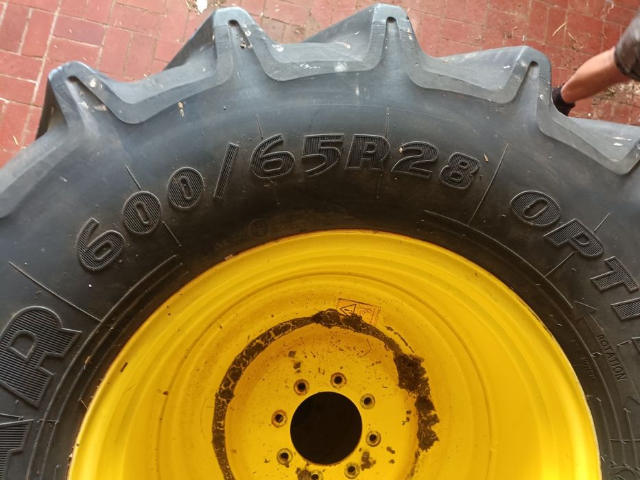koła Goodyear od kombajnu John Deere ,600/65/28