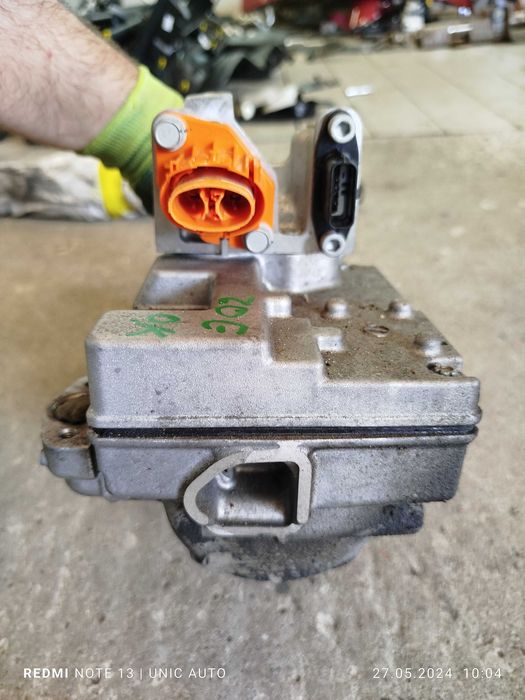 Компресор кондиціонера A/C Renault Zoe б/в