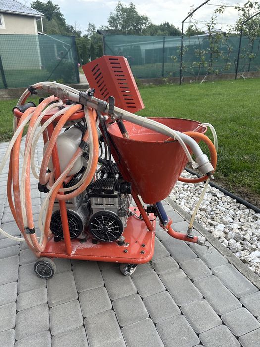 Штукатурна станція з двома моторами