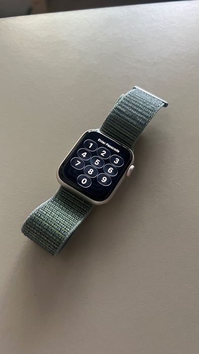 Apple Watch SE 2ª Geração (Saúde Bateria a 98%)
