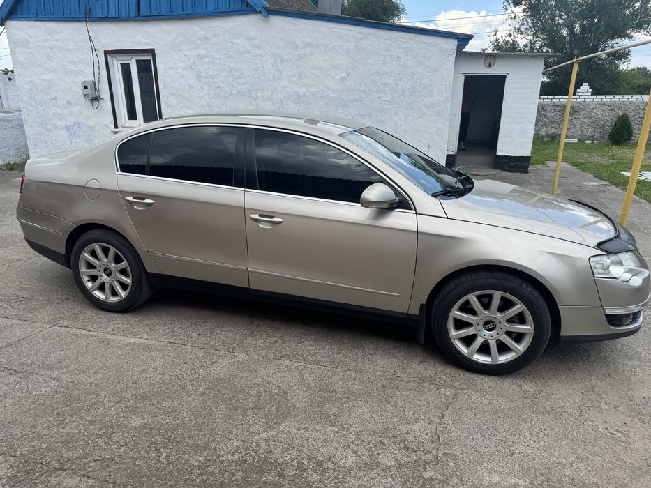 Volkswagen Passat B6 2008 года