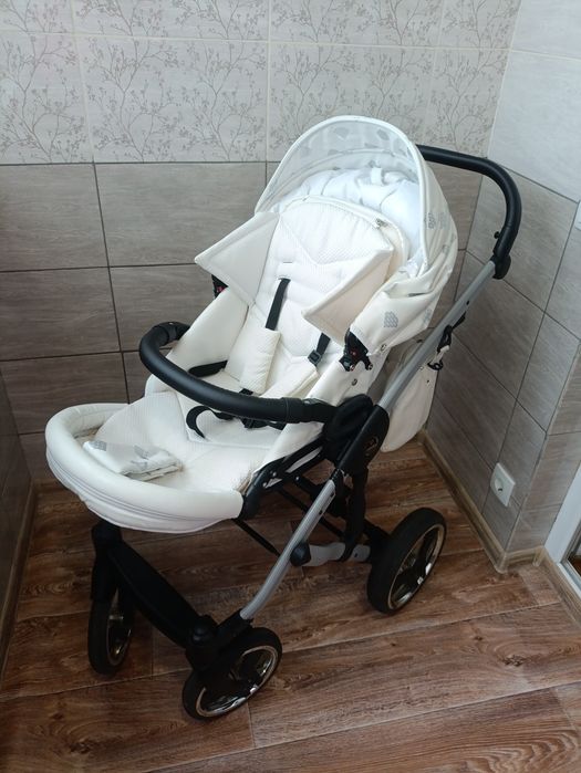 Дитяча коляска Junama Diamond 3 в 1