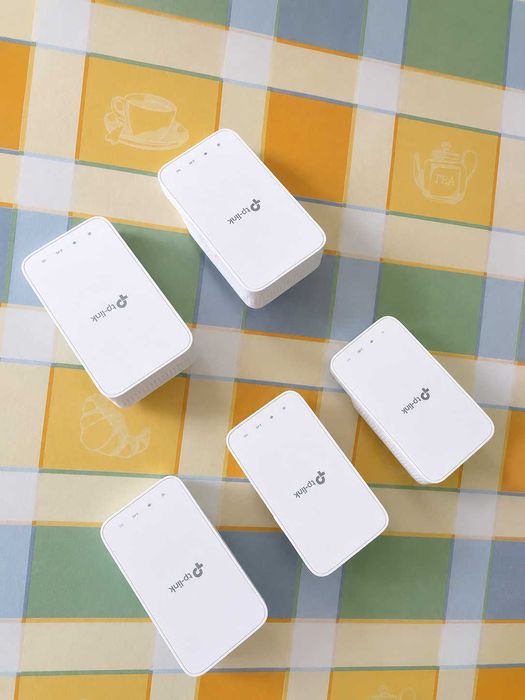 Kit Router Mesh Wi-Fi 6 TP-Link AX73 + 5x RE300 + 2x RE305