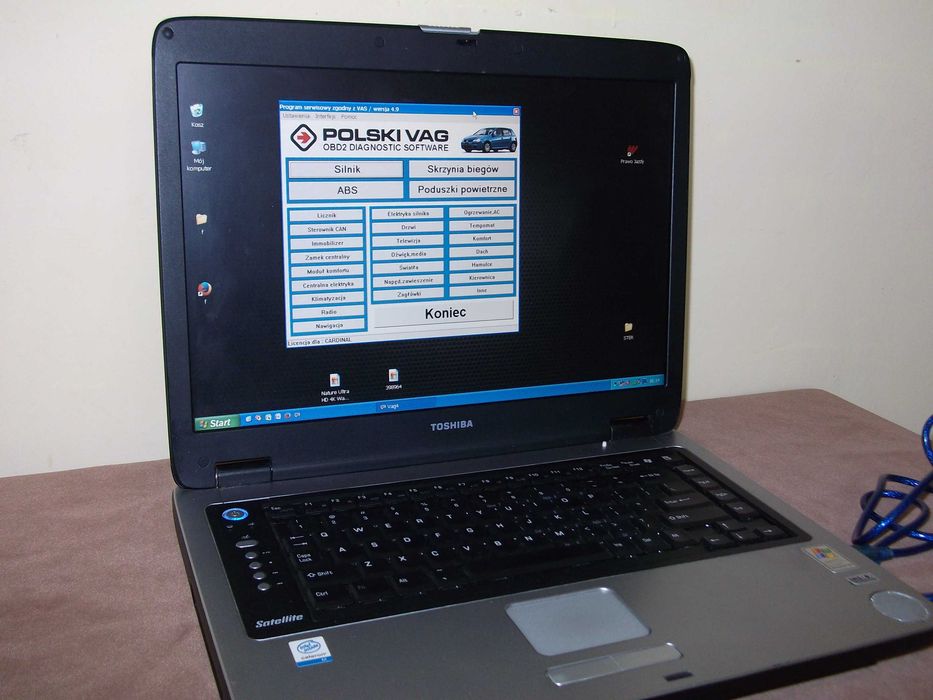 Laptop Toshiba z interfejsem Vag