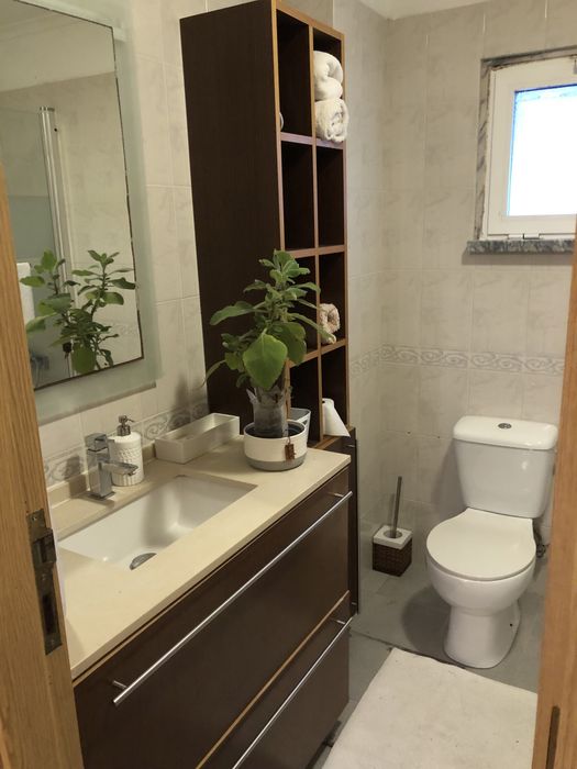 Apartamento T4 arrenda- se