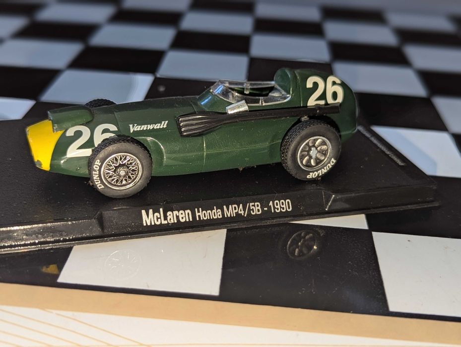Carro de formula 1 miniatura campeão do mundo vamwall 1957 mc laren  Honda