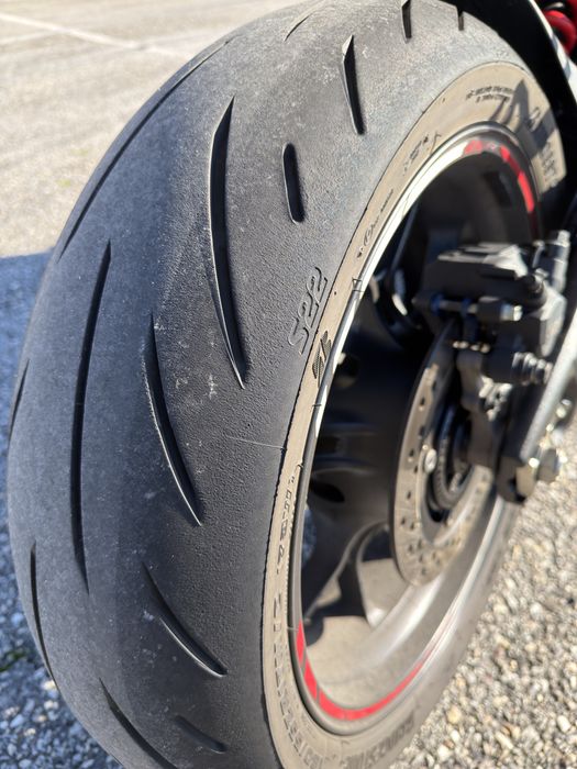 Honda CBR650R 2023 35kw (deslimitada)