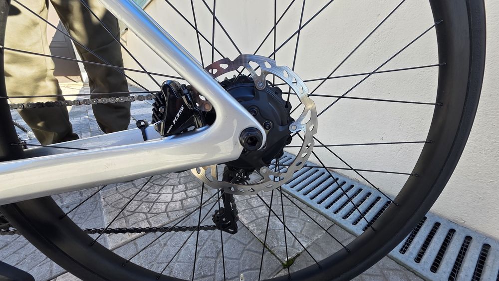 Bicicleta ciclismo carbono Scot addict ride