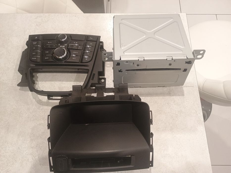 Radio cd400 astra j