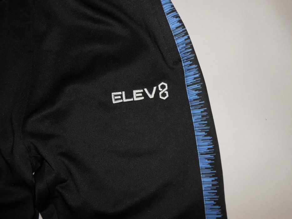 Nowe spodnie Elev8 Sheffield Wednesday (S)