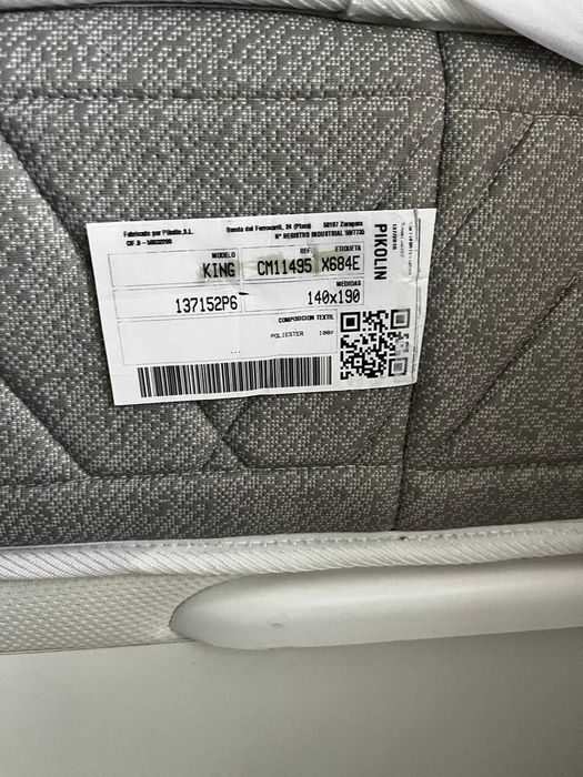 Cama 190 x 140 c\ colchão Pikolin