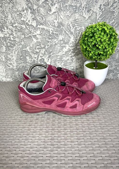 Lowa gore-tex кроссовки полуботинки 40 размер женские трекинговые