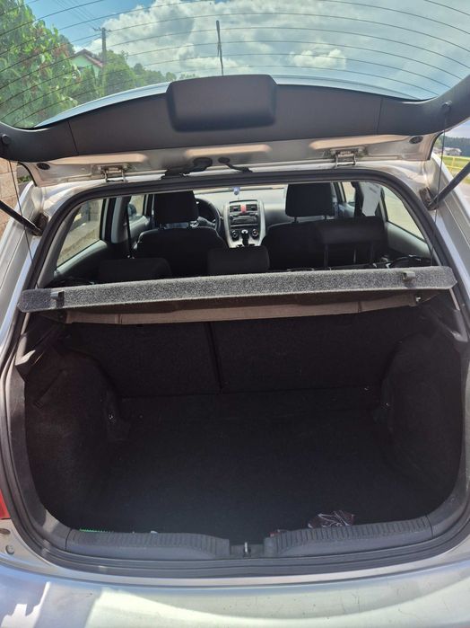 Samochód Toyota Auris