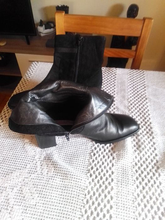 Botas cm pouco uso
