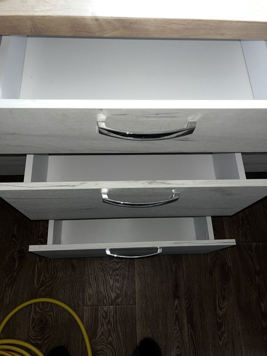 Продам кухонную мебель