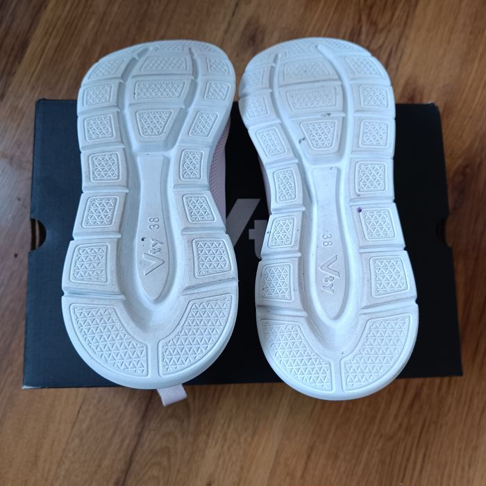 Adidasy Vty 38 różowe (biała podeszwa)