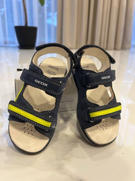 Дитячі сандалі Geox