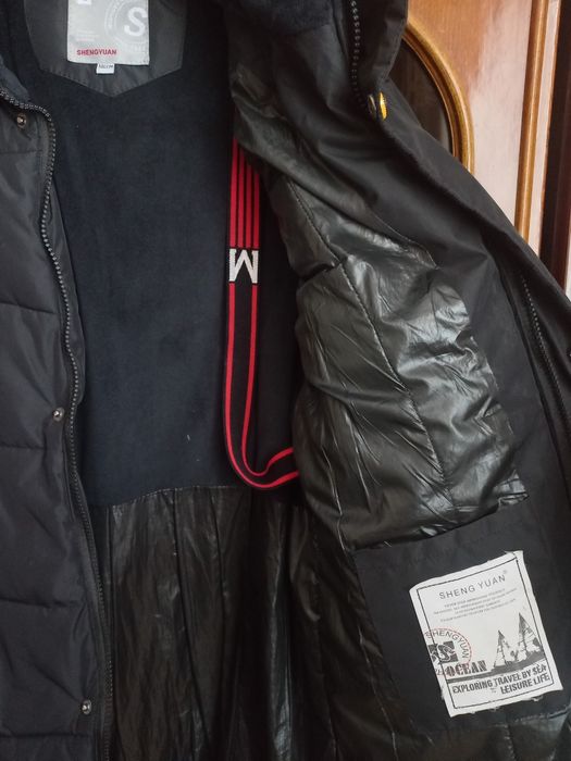 Продам дитячу, теплу куртку на ріст 146