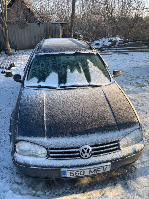 Volkswagen Golf 4 1.6 MPI універсал 2006
