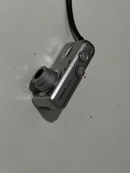 Panasonic Lumix DMC-LS2 - Funcional (Pilhas AA)